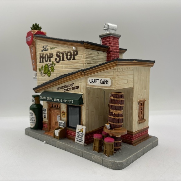 Lemax 2019 The Hop Stop Village Building Porcelain Lighted Building 95485 - Picture 2 of 13